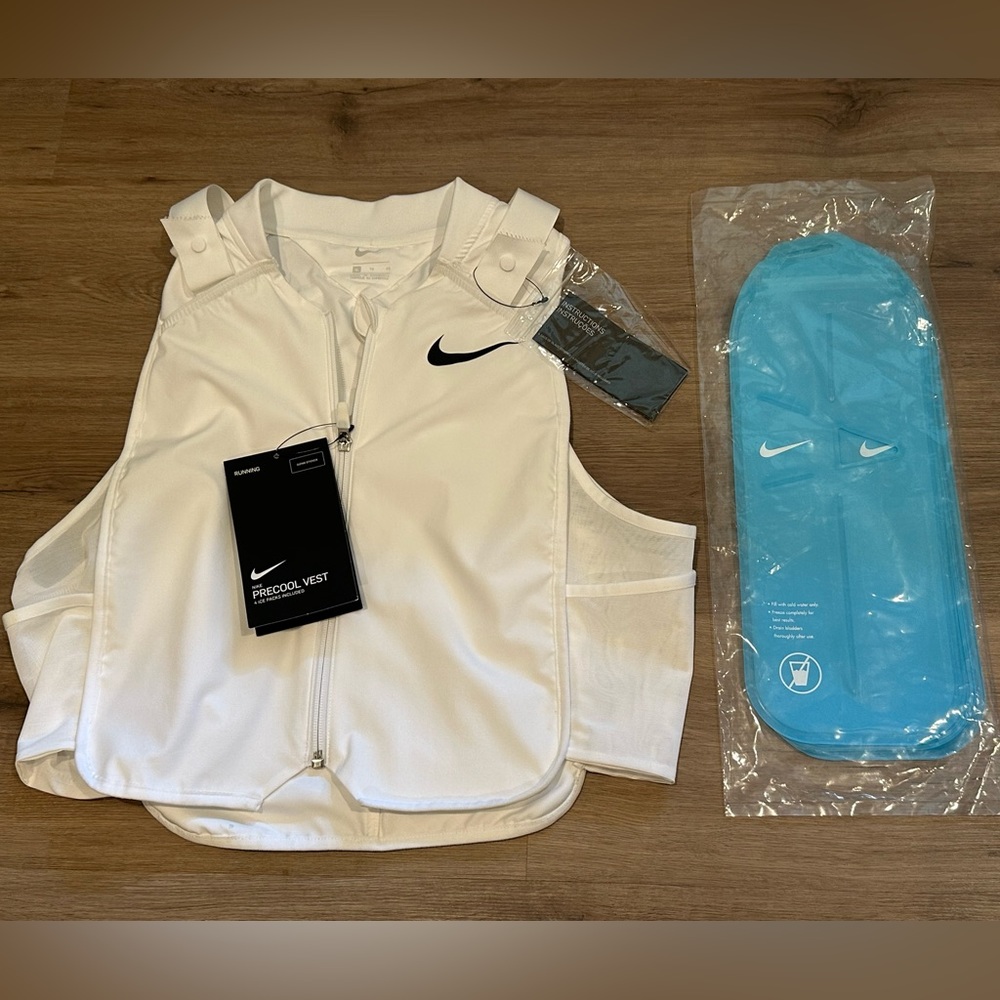 Nike Precool Running Vest with 4 ice packs XL NWT